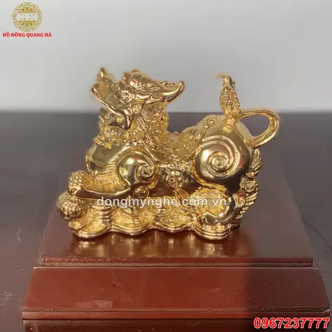 Tỳ Hưu Để Xe Ô Tô: Bí Quyết Phong Thủy & Lưu Ý An Toàn Tỳ Hưu Để Xe Ô Tô: Bí Quyết Phong Thủy & Lưu Ý An Toàn
