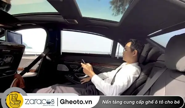 Văn Hóa Ngồi Xe Ô Tô: Bí Quyết Ứng Xử Tinh Tế Trên Mọi Chuyến Đi Văn Hóa Ngồi Xe Ô Tô: Bí Quyết Ứng Xử Tinh Tế Trên Mọi Chuyến Đi