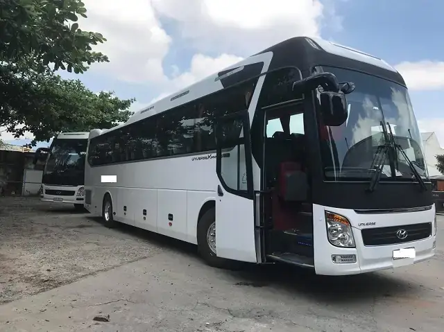 Đánh Giá Chi Tiết Top 5 Xe Ô Tô Khách 50 Chỗ Phổ Biến Nhất 2026 Đánh Giá Chi Tiết Top 5 Xe Ô Tô Khách 50 Chỗ Phổ Biến Nhất 2026