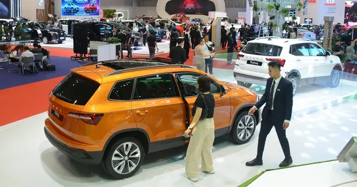 Tại Sao Người Việt Chuộng Ô Tô Gầm Cao 7 Chỗ, Sedan Mất Dần Sức Hút? Tại Sao Người Việt Chuộng Ô Tô Gầm Cao 7 Chỗ, Sedan Mất Dần Sức Hút?