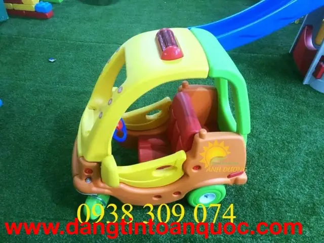 Hướng Dẫn Chọn & Sử Dụng Xe Chòi Chân Ô Tô 4 Bánh An Toàn Cho Trẻ Em Hướng Dẫn Chọn & Sử Dụng Xe Chòi Chân Ô Tô 4 Bánh An Toàn Cho Trẻ Em