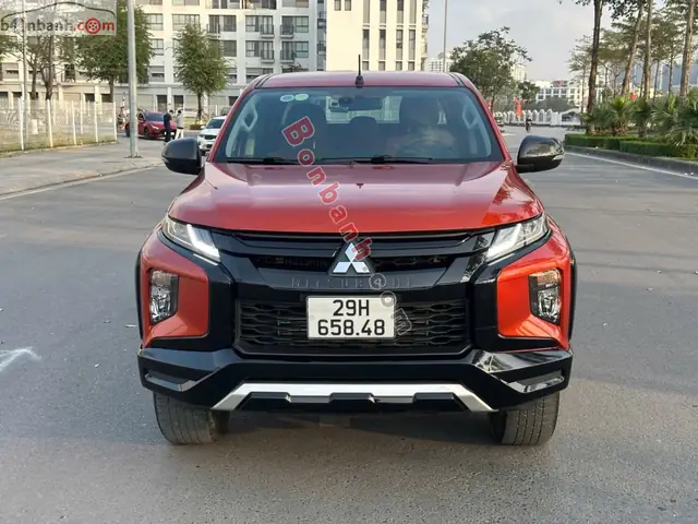 Xe Bán Tải Cũ Nhập Khẩu Màu Đỏ: Đánh Giá Chi Tiết & Lưu Ý Khi Mua Xe Bán Tải Cũ Nhập Khẩu Màu Đỏ: Đánh Giá Chi Tiết & Lưu Ý Khi Mua