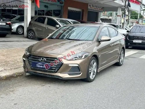 Đánh Giá Chi Tiết Hyundai Elantra Sport: Sedan Thể Thao Trẻ Trung, Đáng Cân Nhắc