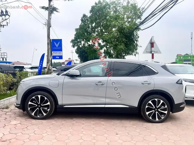Màu Xám Trên Xe Ô Tô: Lựa Chọn Thông Minh Hay Chỉ Có Vẻ Đẹp? Màu Xám Trên Xe Ô Tô: Lựa Chọn Thông Minh Hay Chỉ Có Vẻ Đẹp?