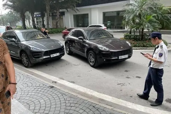 Mua Xe "mẹ Bồng Con" Là Gì? Rủi Ro & Cách Nhận Biết Xe Gian Mua Xe "mẹ Bồng Con" Là Gì? Rủi Ro & Cách Nhận Biết Xe Gian
