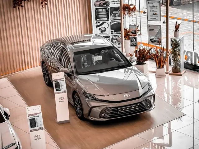 Ban Toyota Camry Ban Toyota Camry