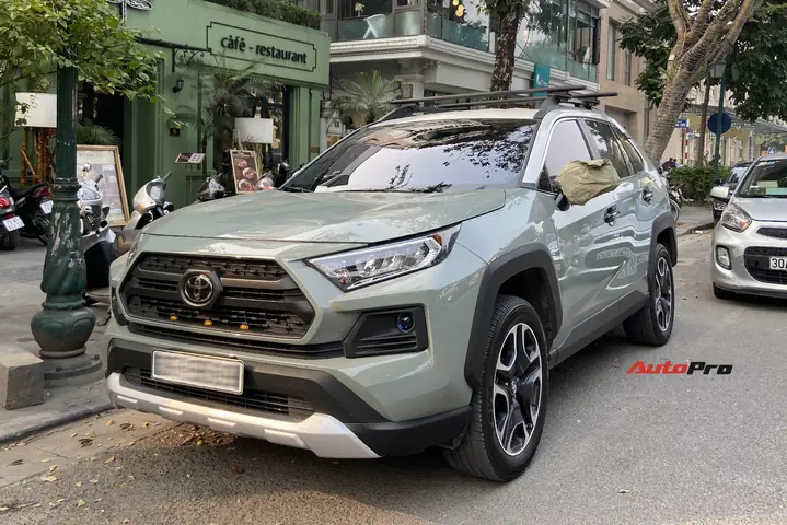 Giá Toyota Rav4 Giá Toyota Rav4