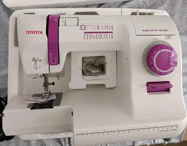 Nähmaschine Toyota Nähmaschine Toyota