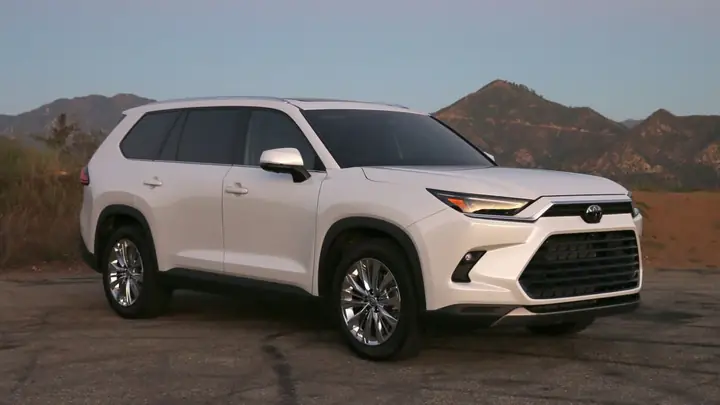 Toyota Grand Toyota Grand