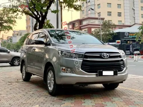 Toyota Innova 2.0 Toyota Innova 2.0