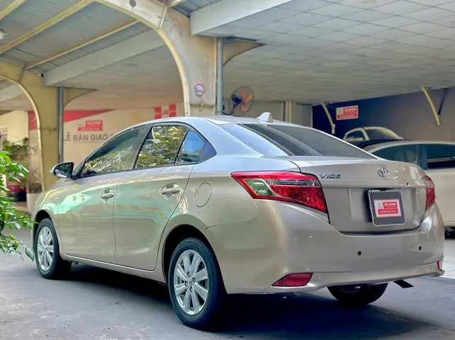 Xe Toyota Cu Xe Toyota Cu