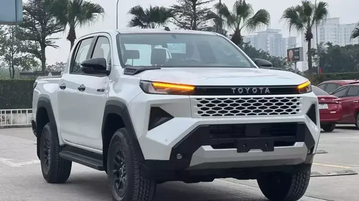 Xe Toyota Hilux Xe Toyota Hilux