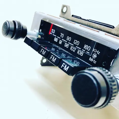 1977 Toyota Celica Radio