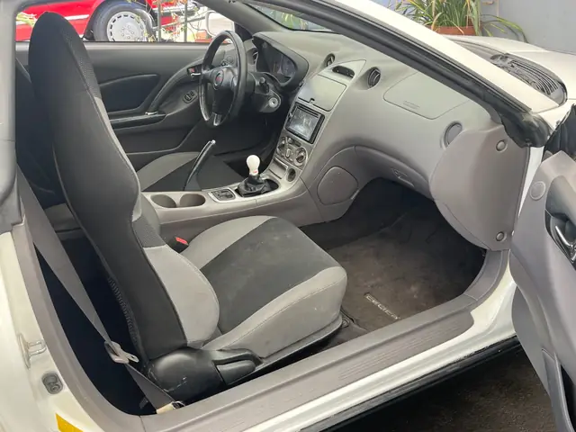 2001 Toyota Celica Interior