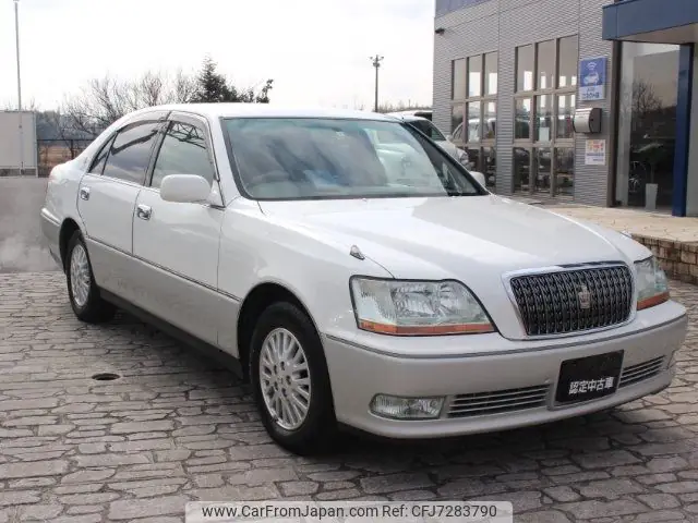2003 Toyota Crown Majesta