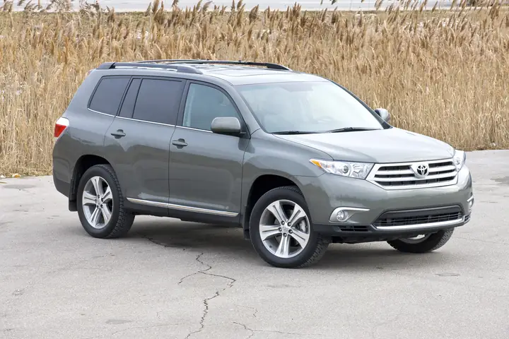 2011 Toyota Highlander Review