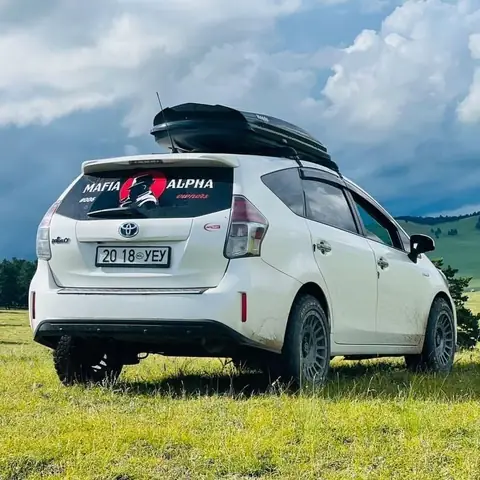 2017 Toyota Prius V