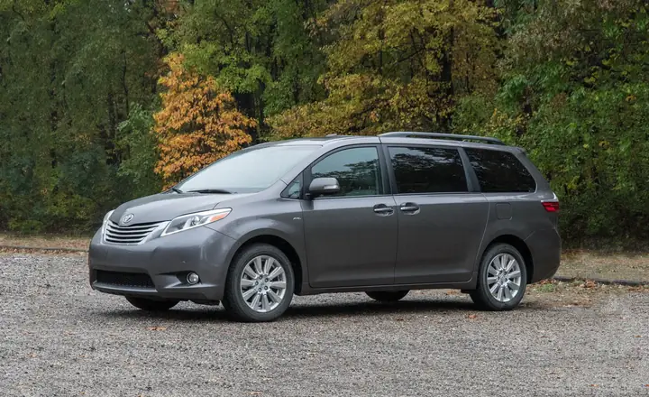 2017 Toyota Sienna Xle