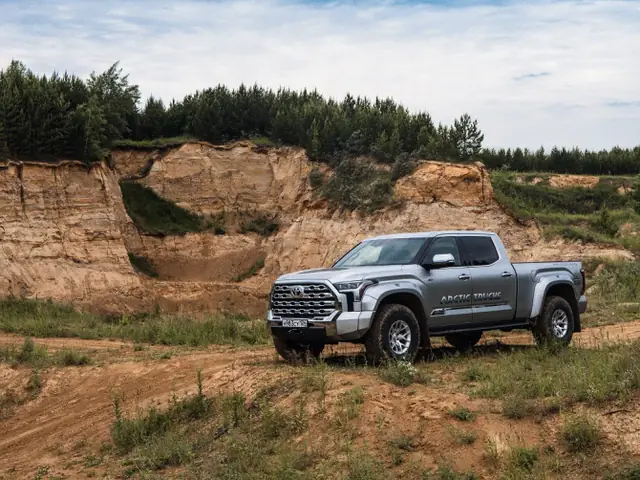 Arctic Toyota Tundra Arctic Toyota Tundra
