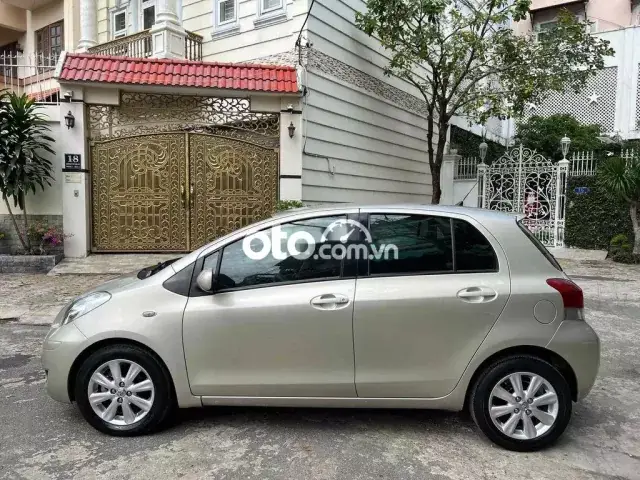 Bán Toyota Yaris 2010
