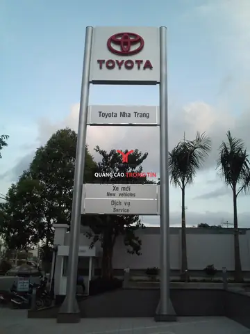 Biển Hiệu Toyota Biển Hiệu Toyota
