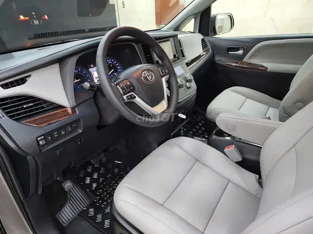 Bisque Interior Toyota