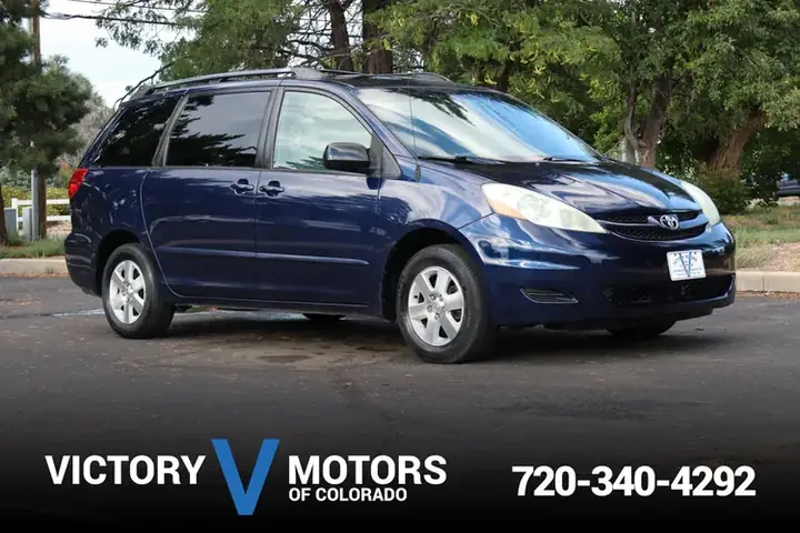 Blue Toyota Sienna Blue Toyota Sienna