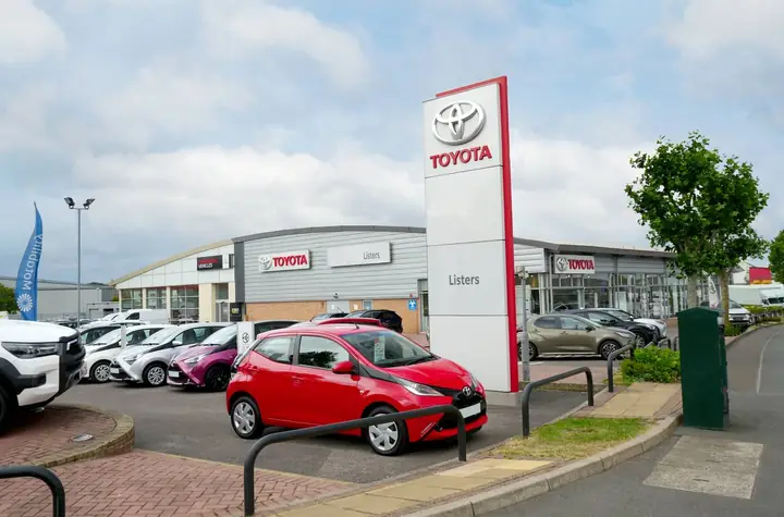 Bristol South Toyota Bristol South Toyota