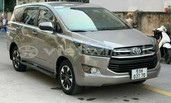 Buy Toyota Innova Buy Toyota Innova