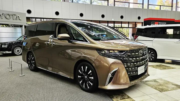 Chuyen Can Toyota Chuyen Can Toyota