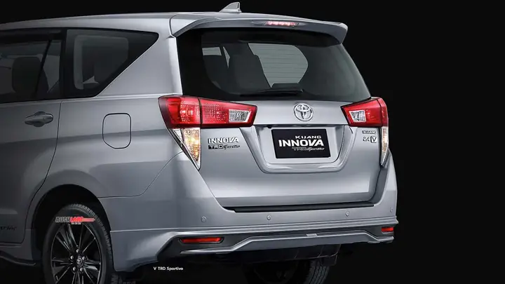 Cốp Toyota Innova Cốp Toyota Innova