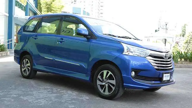 Giá Toyota Avanza 2018