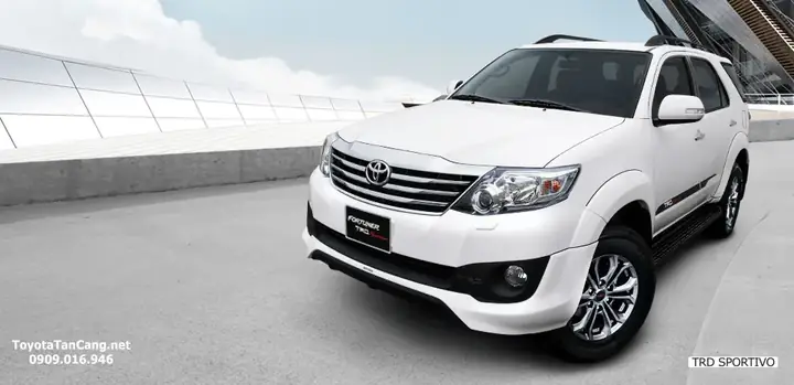 Giá Toyota Fortuner 2015