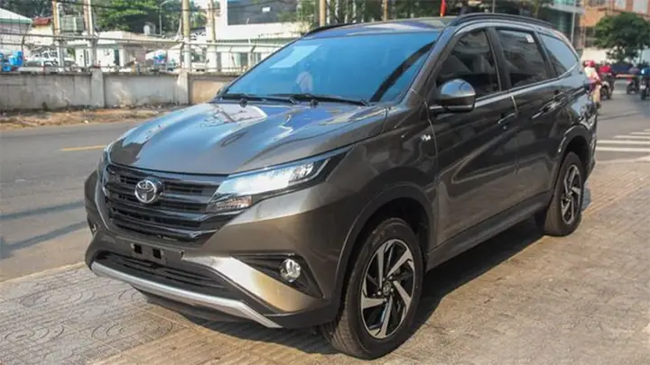 Giá Toyota Rush 2019