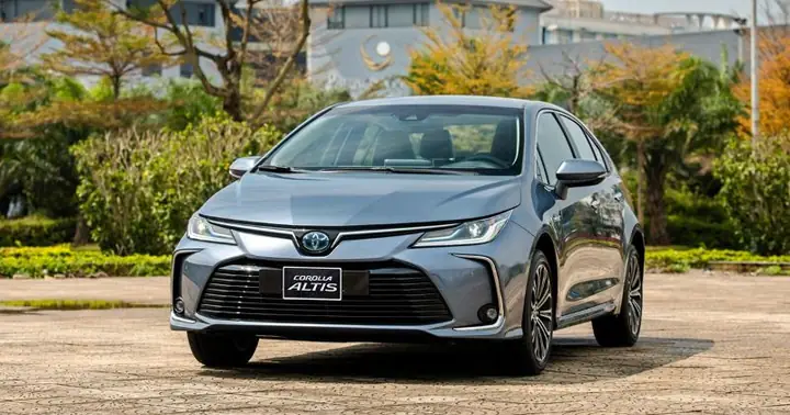 Giá Xe Toyota 2013