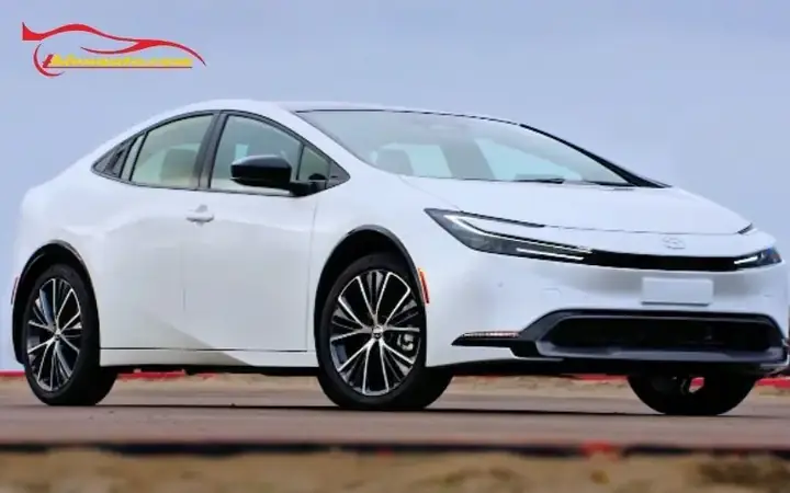 Giá Xe Toyota Prius