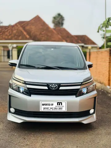 Import Toyota Voxy Import Toyota Voxy