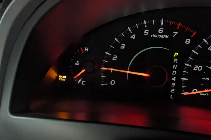 Maint Reqd Toyota Camry