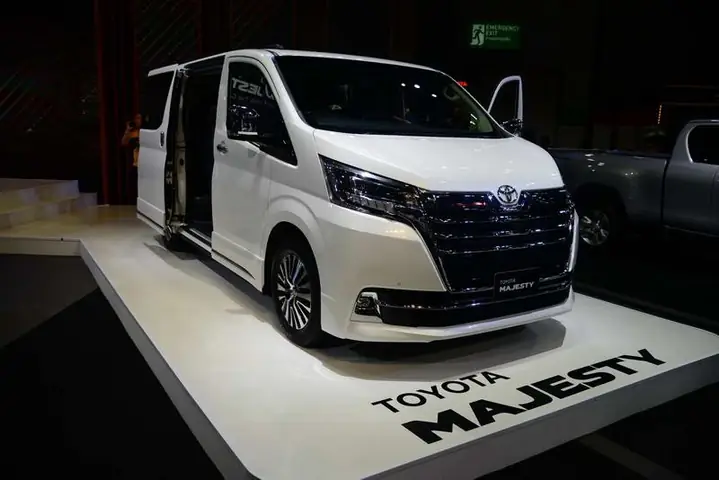 Majesty Toyota Pantip Majesty Toyota Pantip