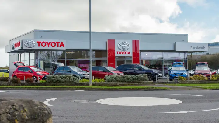 Parklands Toyota Helston