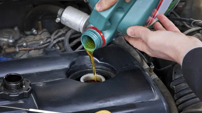 Thay Nhớt Xe Toyota