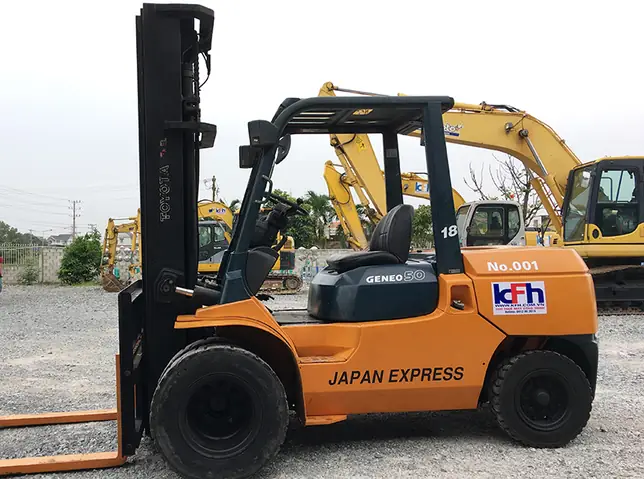 Toyota 5 Tấn Toyota 5 Tấn