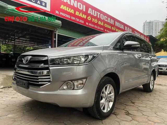 Toyota 7 Chỗ 2016