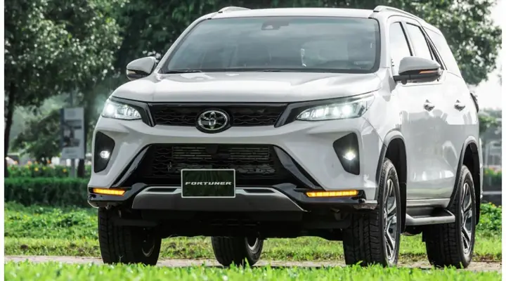 Toyota 7 Chỗ Fortuner Toyota 7 Chỗ Fortuner