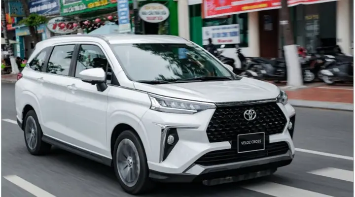 Toyota 7 Chỗ Mới Toyota 7 Chỗ Mới