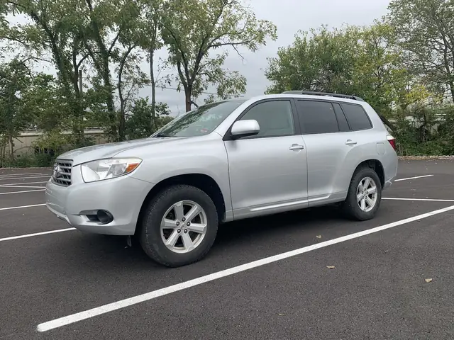 Toyota Ae 2010