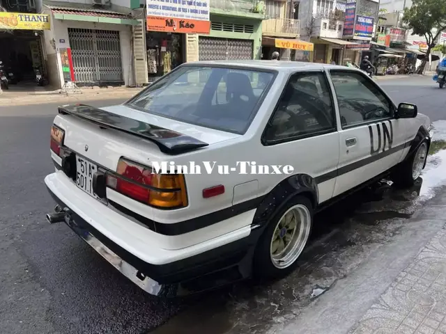 Toyota Ae86 Giá