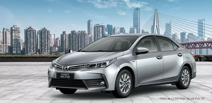 Toyota Altis 2018 Giá