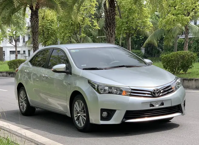 Toyota Altiz 2014