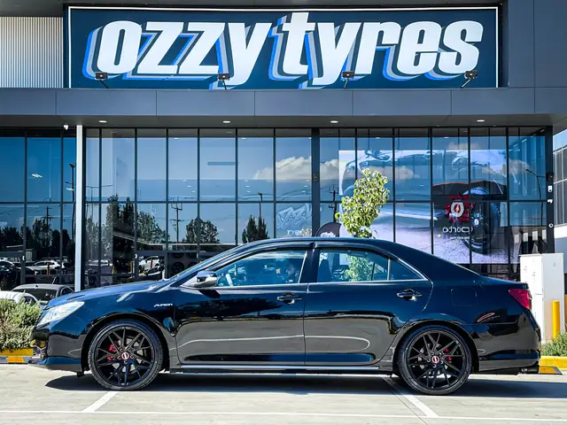 Toyota Aurion Tyres